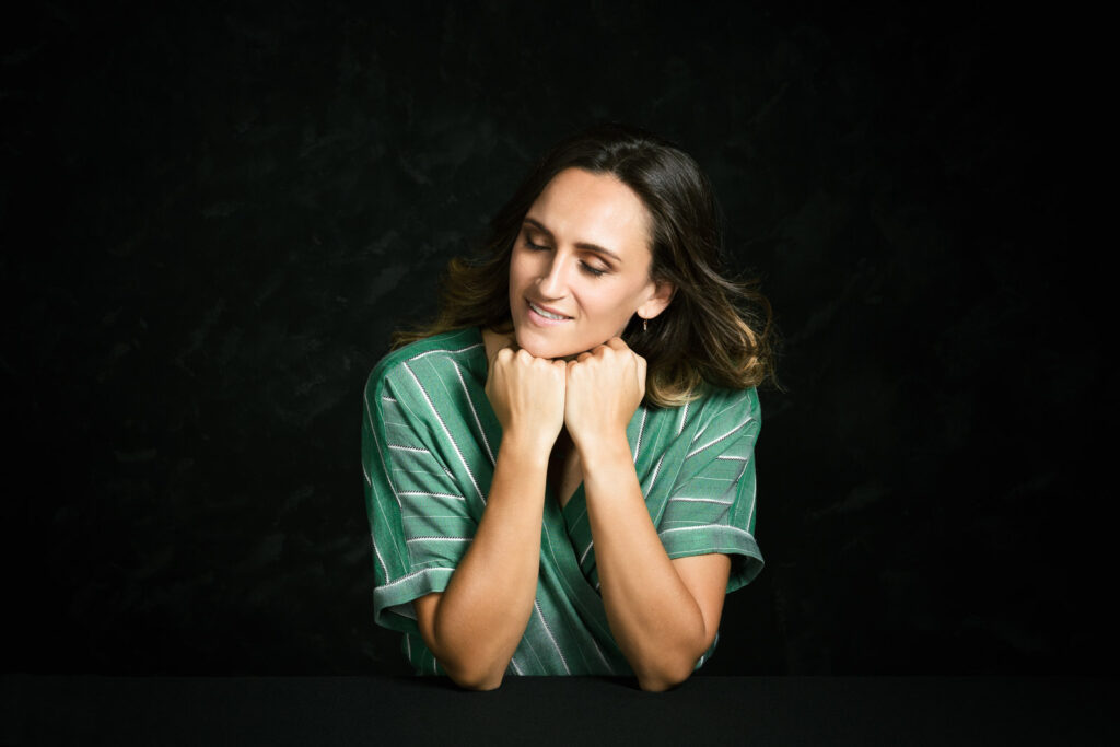 portrait de femme élégante prise par un photographe professionnel à Chambéry