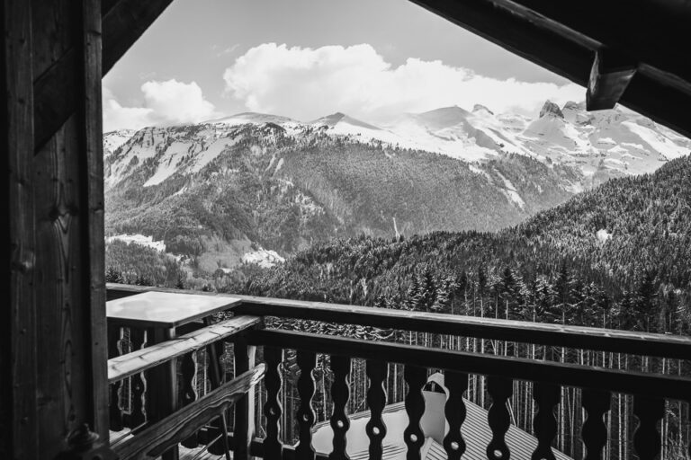 vue depuis le balcon du gite du passant au Reposoir