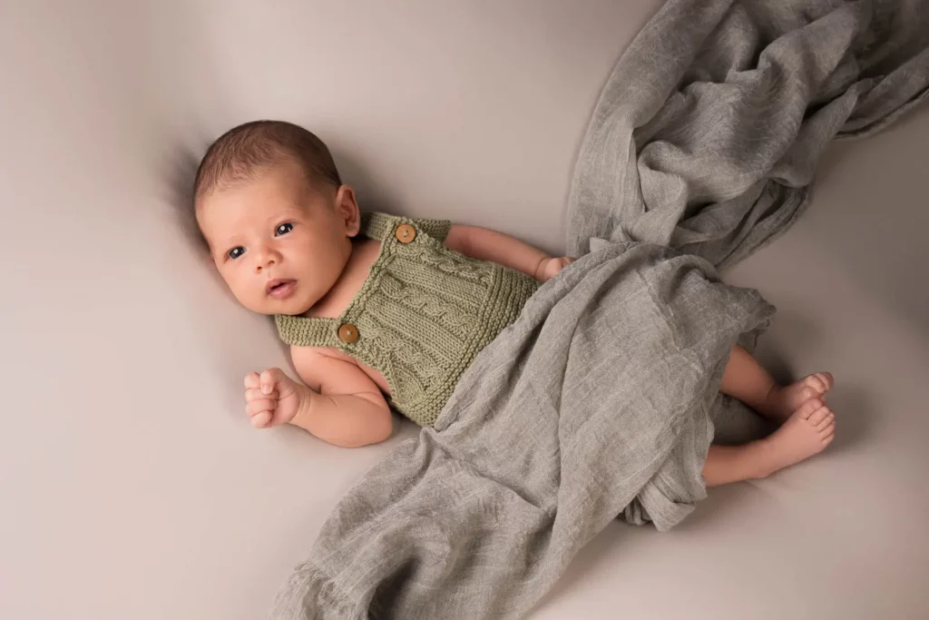 séance bébé en studio en Savoie